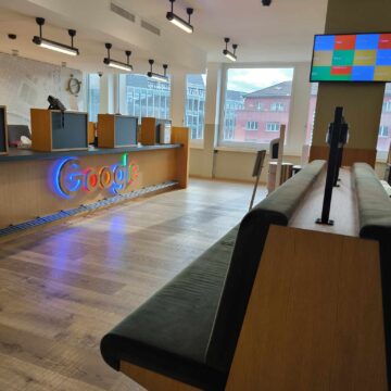 Франківські студенти відвідали найбільші університети Швейцарії та офіс «Google» Франківські студенти відвідали найбільші університети Швейцарії та офіс «Google»