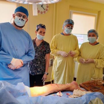 Орієнтуючись на американську практику: в ОКЛ почали робити кабельну пластику нерва (ФОТО)