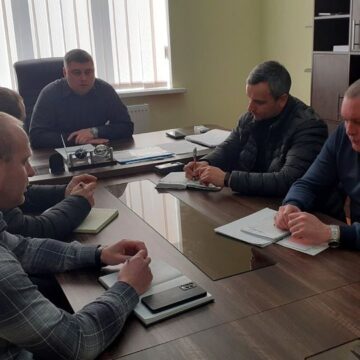 Хто газдуватиме у багатоквартирних будинках Брошнів-Осади: селищна рада оголосить конкурс на управительську кампанію