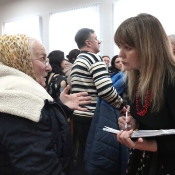 Соціальні питання, з якими стикаються сім’ї загиблих Героїв, обговорили під час зустрічі у Бурштині