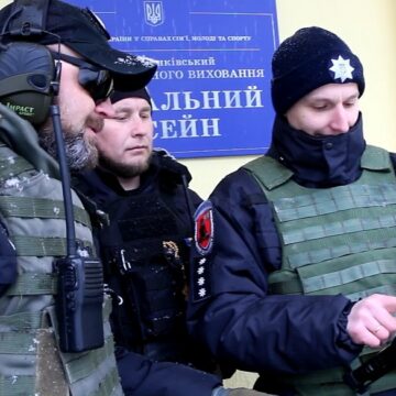 Освітяни та поліція вирішують, як протидіяти анонімним “мінерам” Івано-Франківська Освітяни та поліція вирішують, як протидіяти анонімним “мінерам” Івано-Франківська