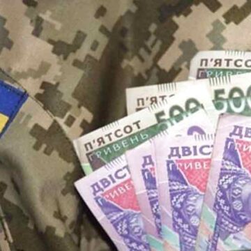 У лютому з бюджету Бурштинської міськради виділено 825 тис. грн для надання допомог військовим та їх сім’ям