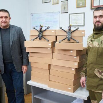 З Івано-Франківська на Авдіївський напрямок передали 20 FPV-дронів