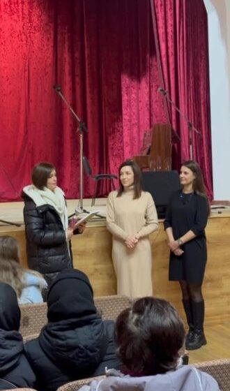 У Снятині представили нову очільницю відділу культури та туризму