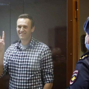 У російській колонії помер опозиціонер Олексій Навальний У російській колонії помер опозиціонер Олексій Навальний