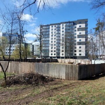 Місто Христа чи диявола: очільник Франківська підтримує спорудження каплички на міському озері Місто Христа чи диявола: очільник Франківська підтримує спорудження каплички на міському озері