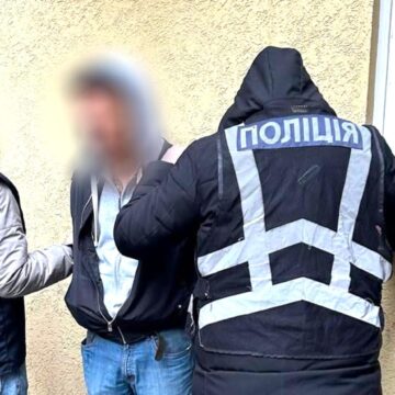 Двох франківців затримали за збут наркотиків Двох франківців затримали за збут наркотиків