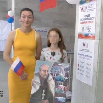 СБУ повідомила про заочну підозру проросійській активістці з окупаційної адміністрації Скадовська