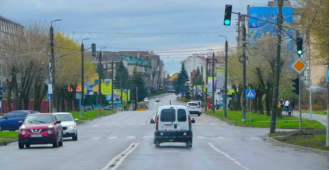 У Калуській громаді виділили 10 мільйонів гривень на ремонт доріг з розтермінуванням на два роки