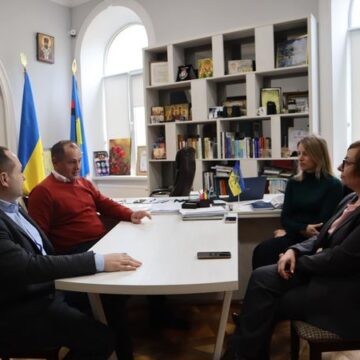 У двох навчальних закладах Коломиї успішно функціонують класи трудового навчання від Leoni