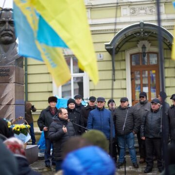 25-ті роковини трагічної загибелі: у Івано-Франківську вшанували пам’ять В’ячеслава Чорновола