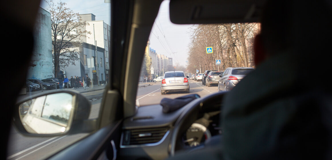 Міський голова Івано-Франківська з чиновниками проінспектував стан доріг