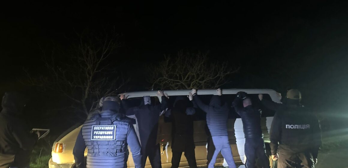 Прикордонники затримали переправників через кордон «ухилянтів»: серед організаторів – мешканець Прикарпаття