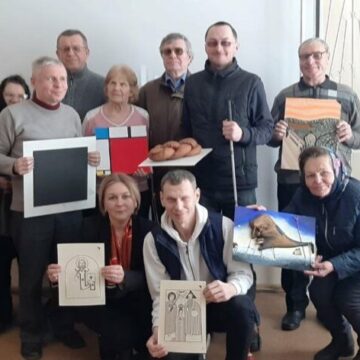 Зрозуміти мистецтво через дотик: доценти ПНУ провели тестування різних форм тифлографії серед слабозорих та незрячих (ФОТО)