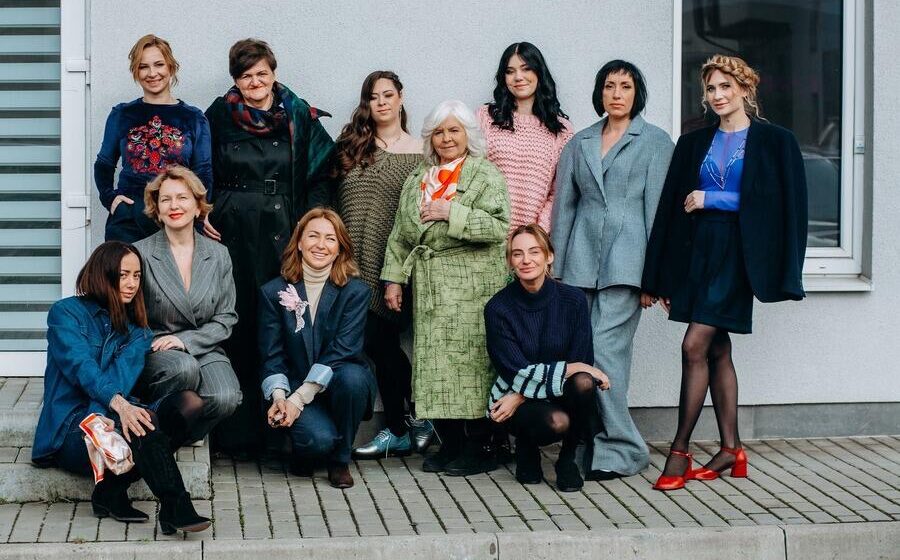 У Франківську реалізували фотопроєкт-перевтілення для жінок, які постраждали від війни (ФОТО)