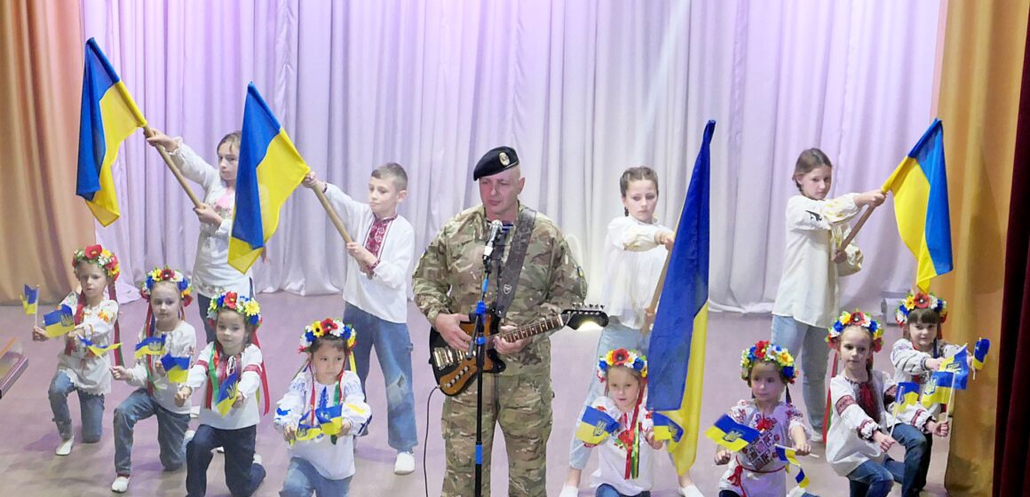 Зібрали понад 200 тисяч гривень: у Тисмениці відбувся благодійний аукціон (ФОТО)