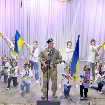 Зібрали понад 200 тисяч гривень: у Тисмениці відбувся благодійний аукціон (ФОТО)