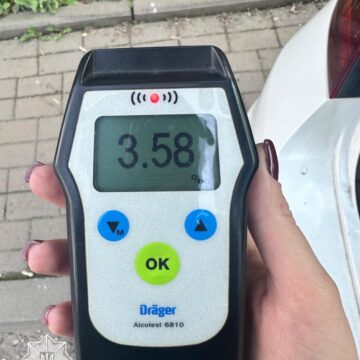 В Івано-Франківську п’яний водій в’їхав у два автомобілі і втік з місця аварії (ФОТО)