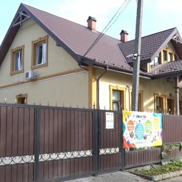 На Прикарпатті запрацювали три навчальні центри, які відкрили переселенці з Краматорська