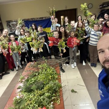 У Долині провели майстер-клас «Вербові котики»