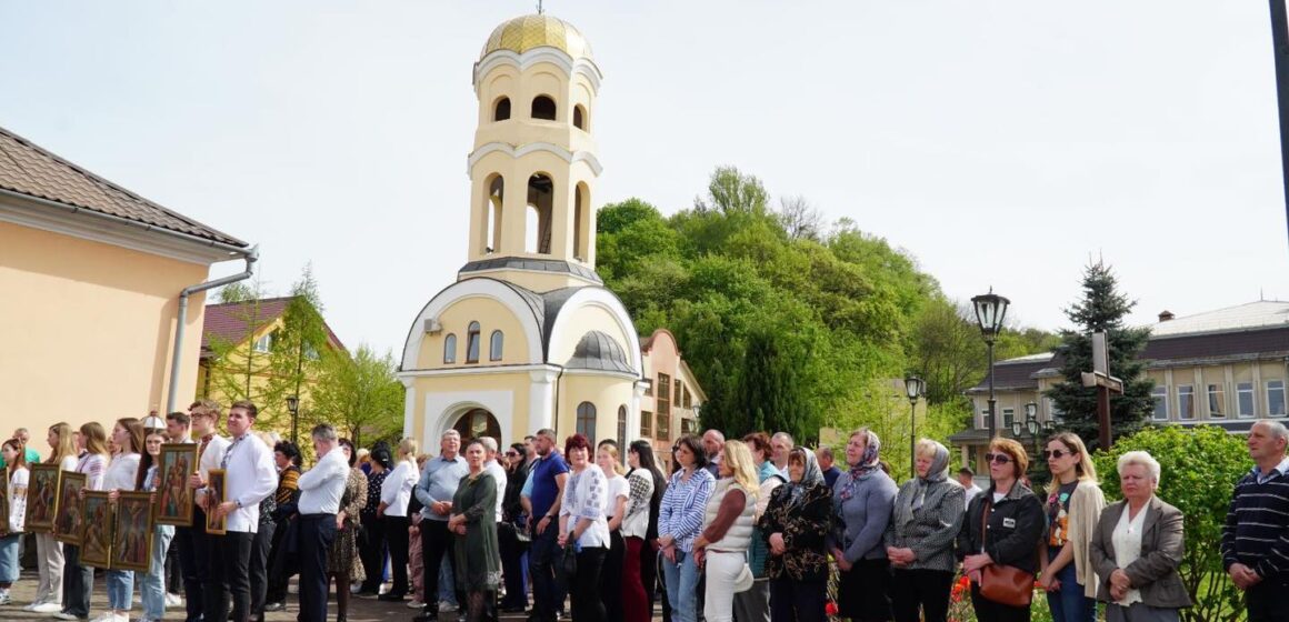 Жителі Галицької громади взяли участь у молитовній Хресній Дорозі
