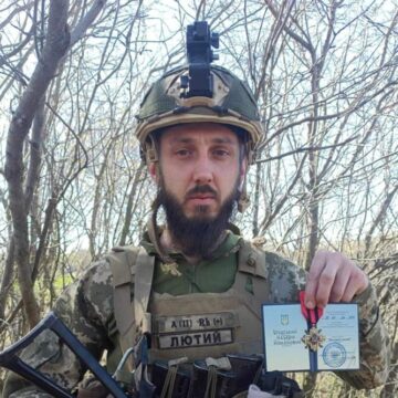 Сапера 102 бригади ТРО Назарія Угорського нагородили «Золотим  хрестом»