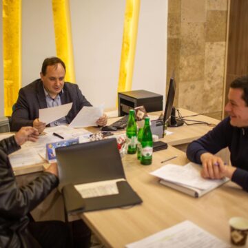 Першоквітневий прийом в міського голови Руслана Марцінківа – за розкладом. І це не жарт