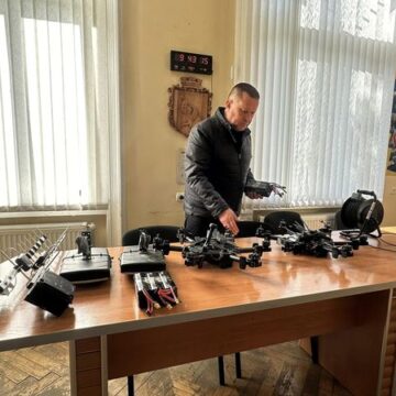 Сьогодні з Надвірної передали гексакоптер для 7 батальйону