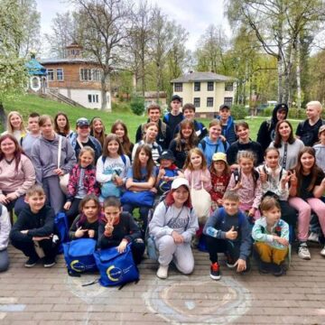 Понад 80 дітей з прифронтових областей прибули на Прикарпаття на оздоровлення