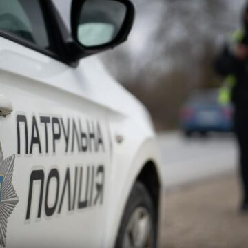 За вихідні Івано-Франківські патрульні виявили 13 водіїв, що керували транспортними засобами з ознаками сп’яніння