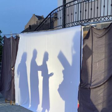 У Підпечерах відбулася театралізована Хресна дорога в тінях