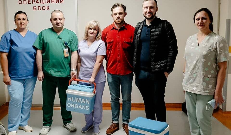 На Прикарпатті родичі двох померлих пацієнтів дали згоду на вилучення органів