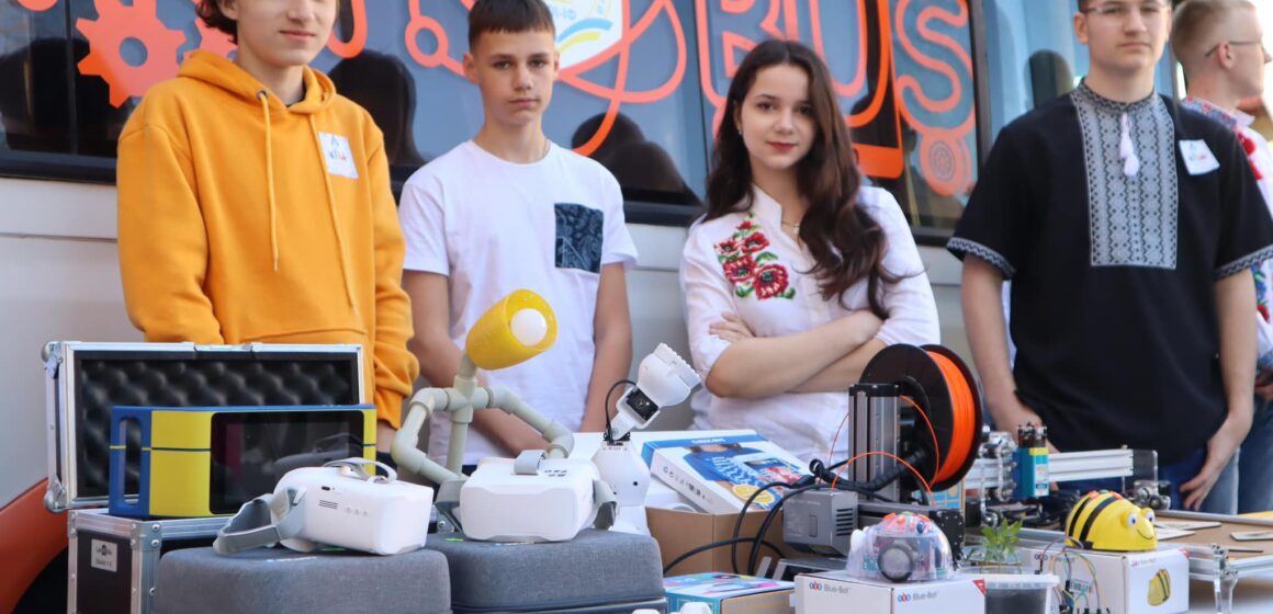 У Коломиї відбувся потужний науковий фестиваль «STEM-весна 2024»