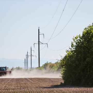 Посівна у розпалі: у Франківські громаді засіяли втричі більше землі, ніж у минулі роки