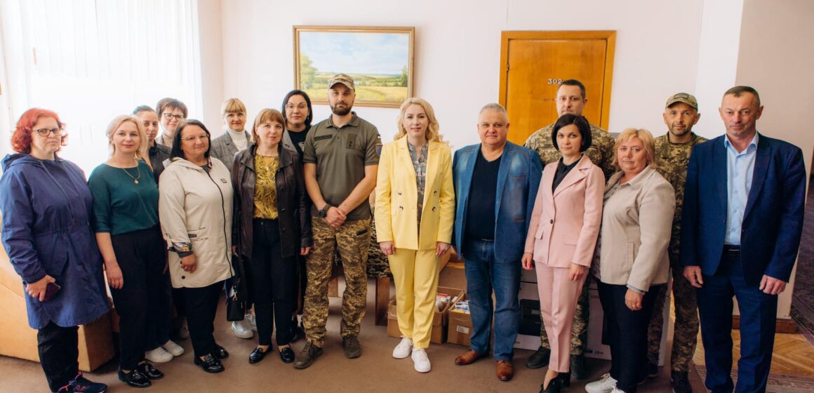 З Івано-Франківської ОВА передали «едельвейсам» допомоги на понад 160 тисяч гривень (ФОТО)