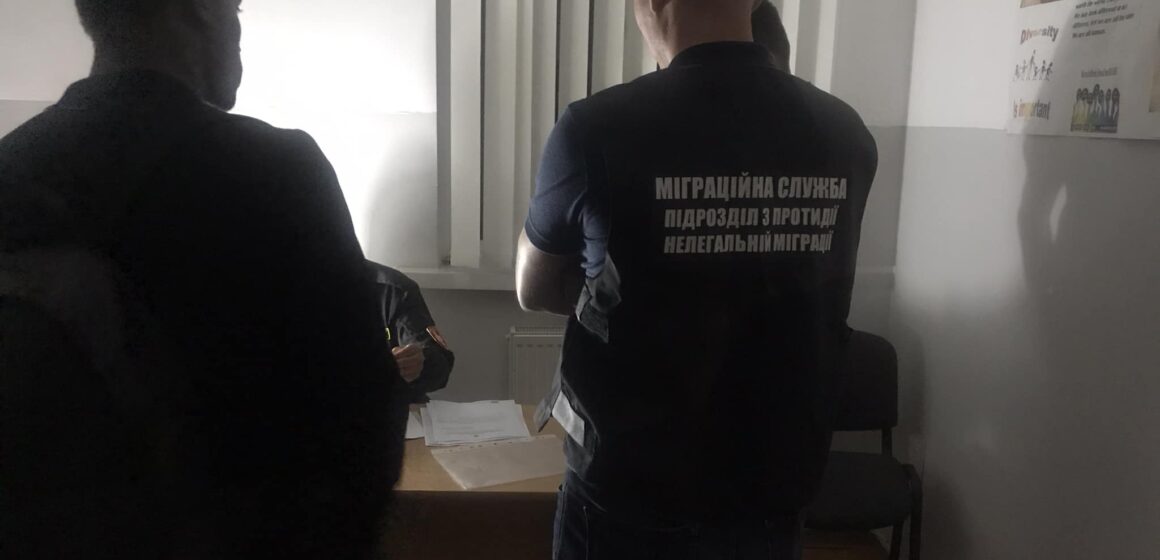 З Івано-Франківська вдруге депортують нігерійця