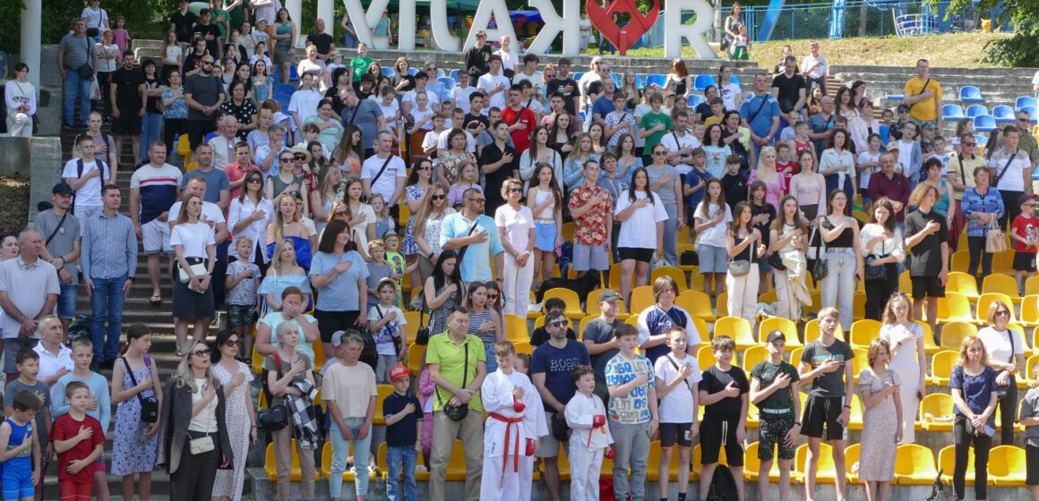 В рамках відзначення Дня міста у Калуші зібрали майже 130 тисяч гривень на підтримку ЗСУ (ФОТО)