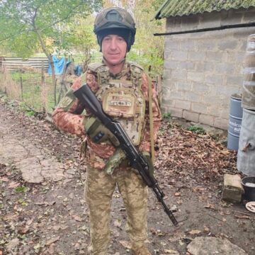 Ігор Фединяк з Рожнятівщини отримав нагороду “За оборону України” Ігор Фединяк з Рожнятівщини отримав нагороду “За оборону України”