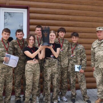 До Дня Героїв для коломийських школярів провели військово-патріотичні змагання (ФОТО)