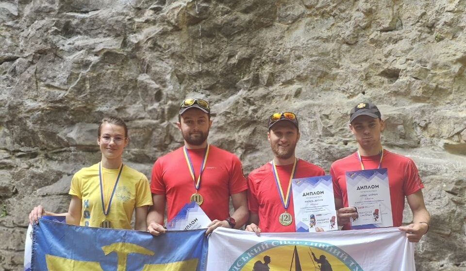 Команда гірських рятувальників з Прикарпаття посіла призові місця на Чемпіонаті України зі спортивного гірського туризму (ФОТО)