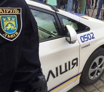 В Івано-Франківську за перевищення службових повноважень судитимуть експоліцейського