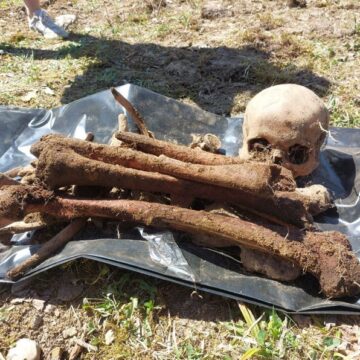 На Франківщині ексгумували останки 23-річного воїна УПА Михайла Гнатюка На Франківщині ексгумували останки 23-річного воїна УПА Михайла Гнатюка