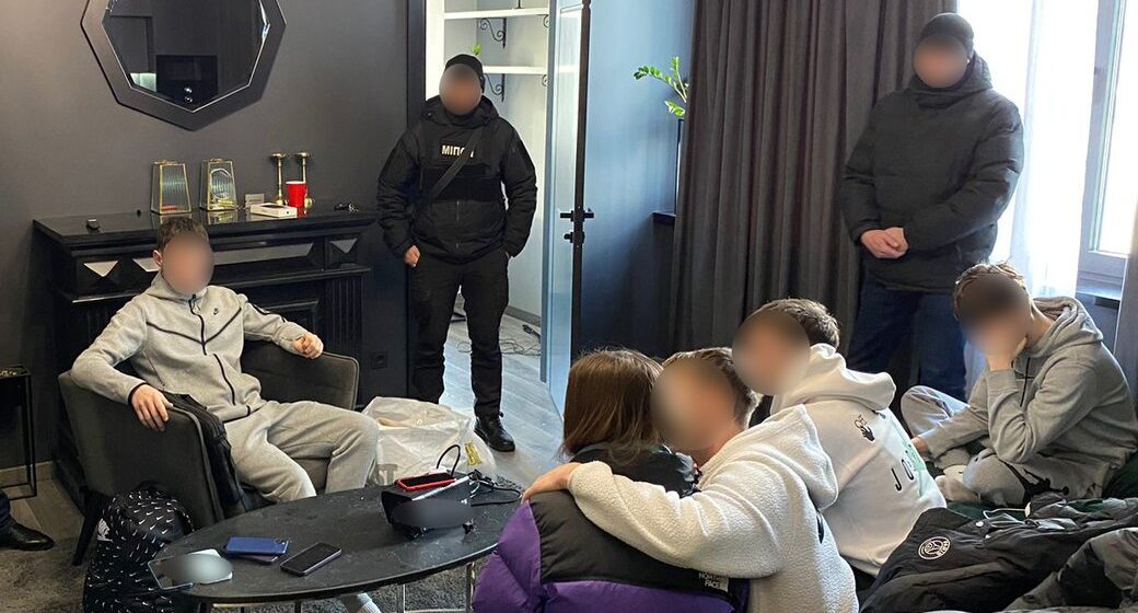 Франківського блогера, який організовував “п’яні вечірки” в Києві, випустили з-під варти Франківського блогера, який організовував “п’яні вечірки” в Києві, випустили з-під варти