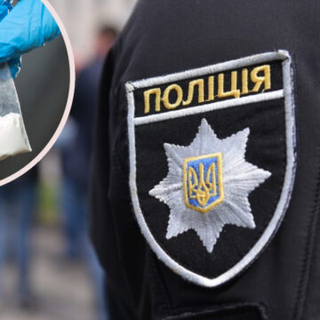 За вчорашню зміну франківські патрульні виявили три факти обігу наркотиків