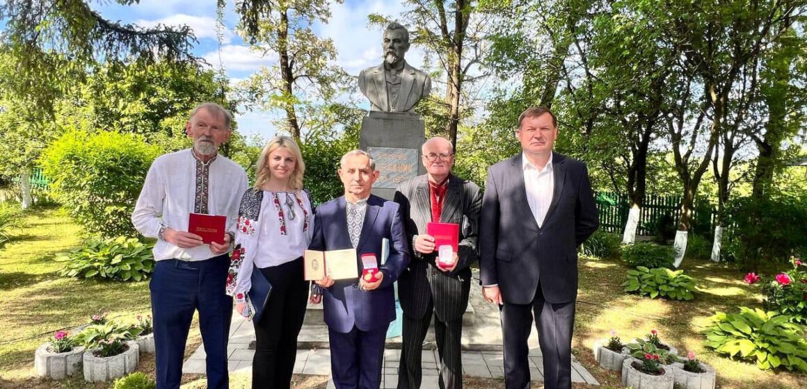 На Прикарпатті відзначили лауреатів найвищої обласної відзнаки в галузі літератури – премії імені Василя Стефаника
