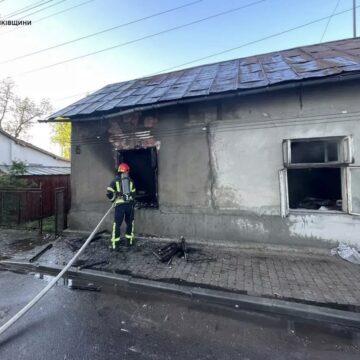 Протягом минулої доби на Прикарпатті трапилось 20 пожеж, одна людина загинула (ФОТО)