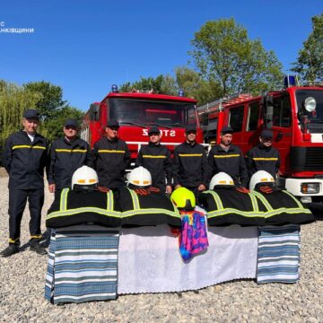 У Тисменицькій громаді відкрили першу добровільну пожежну команду У Тисменицькій громаді відкрили першу добровільну пожежну команду
