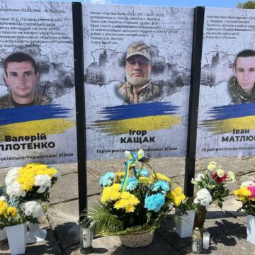 У Жураках відкрили пам’ятні стели трьом полеглим героям-землякам (ФОТО)