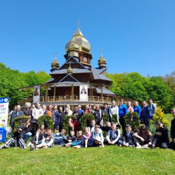 Для дітей та їхніх опікунів: у Погоні провели ресурсно-відпочинковий захід