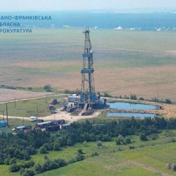 Суд підтвердив законність вимог прокуратури щодо скасування спецдозволу на видобування нафти та газу на родовищі у Небилові